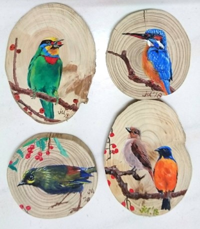 疏伐木鳥類彩繪作品