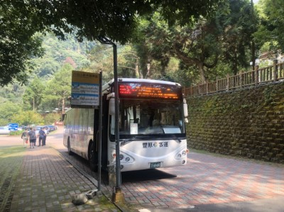 7月15日至10月14日臺中153路公車從臺中高鐵延駛到八仙山國家森林遊樂區